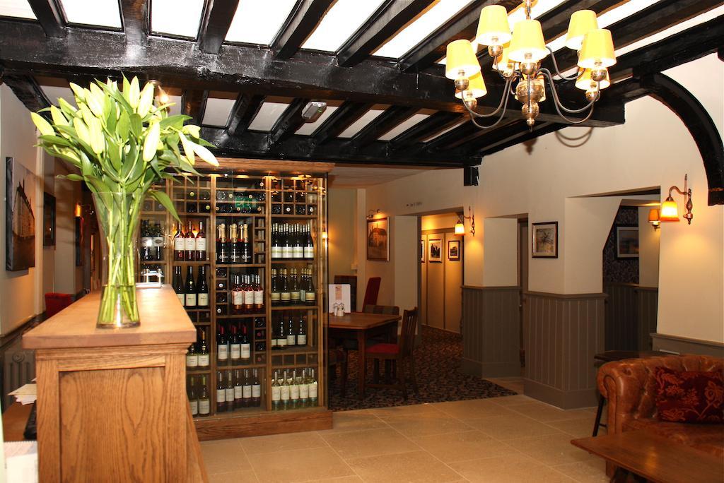The Bear Hotel By Greene King Inns Hungerford Exterior foto