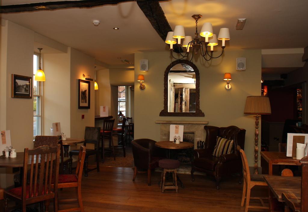 The Bear Hotel By Greene King Inns Hungerford Exterior foto